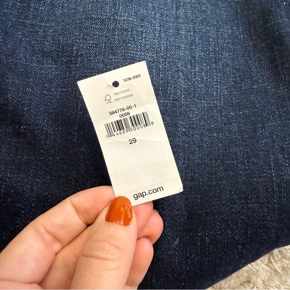 GAP Maternity Best Girlfriend Jeans in Dark Indigo Blue - Picture 9 of 10